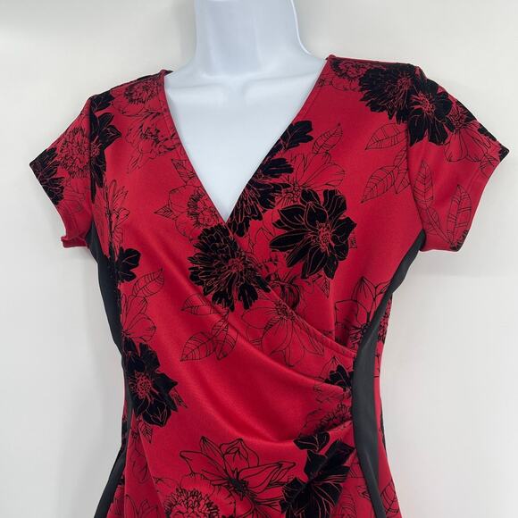 Almost Famous Velvet Floral Wrap Dress Sz L Whimsigoth Holiday Glam Tulip Hem - Picture 3 of 11